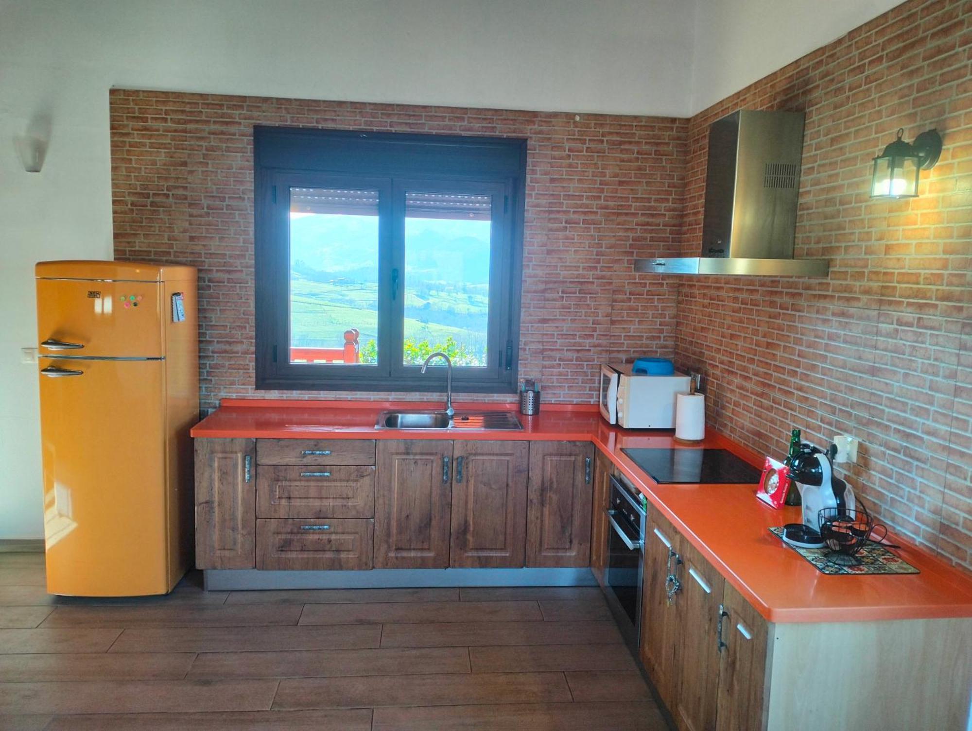 La Casa De Nuria Guest House Cangas de Onis Exterior photo